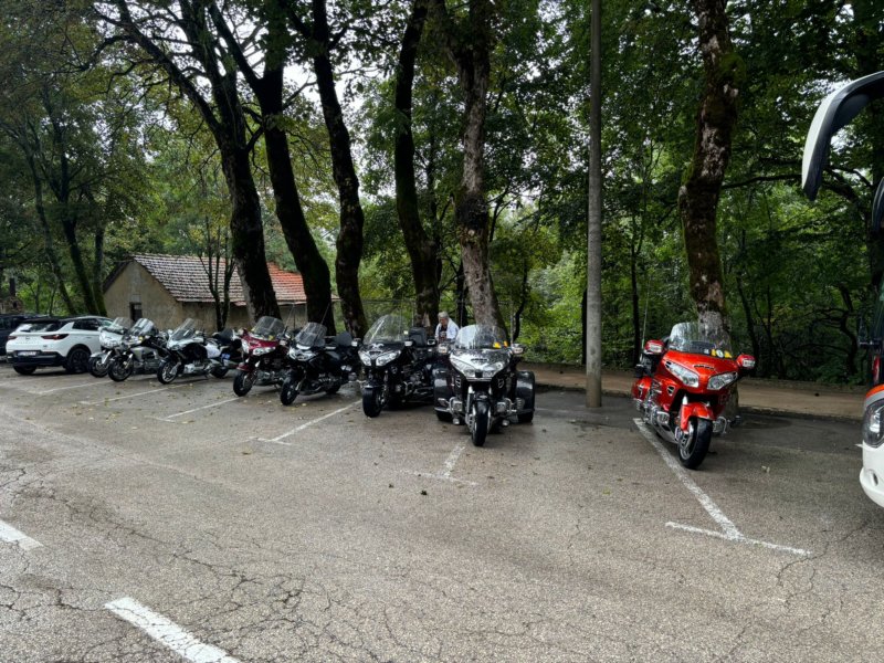 photo2.jpg