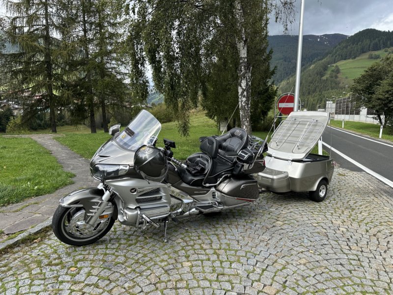 photo4.jpg